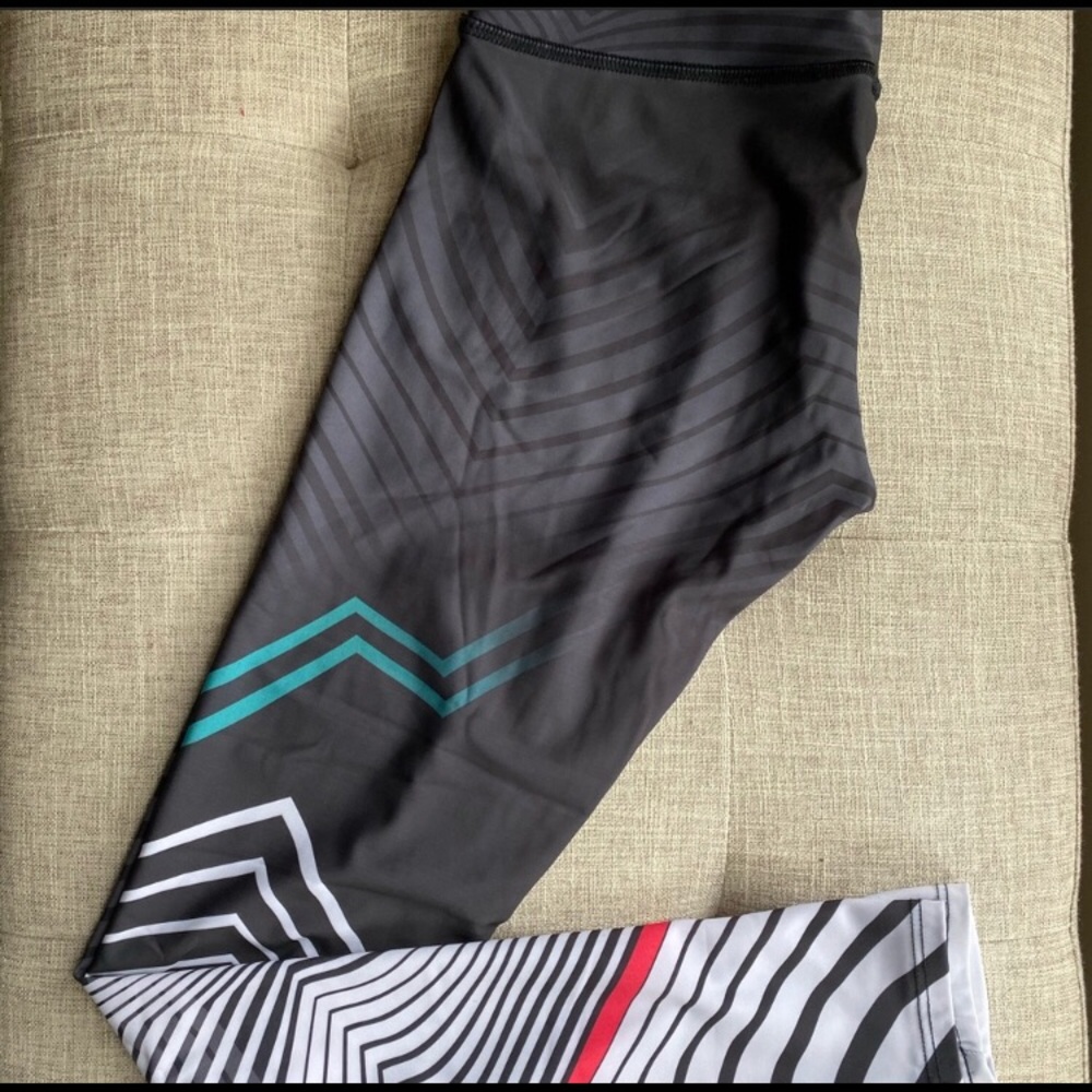 Onzie full length yoga pants leggings